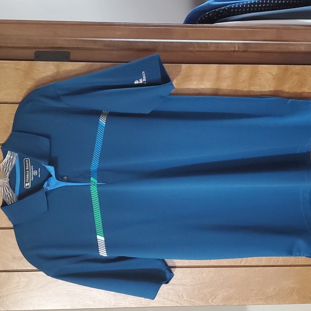 Mens short sleeve golf shirt